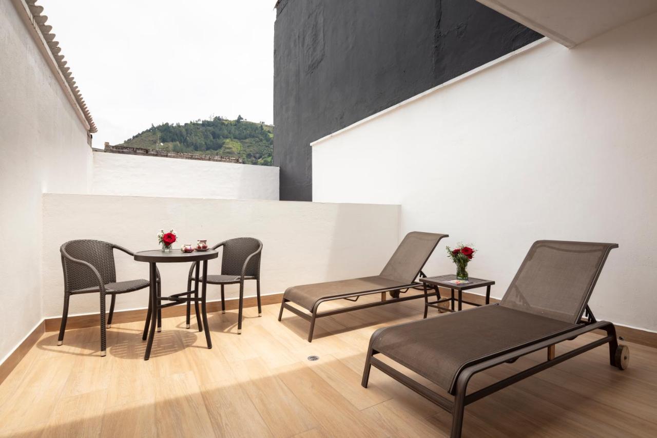 Casa Del Balcon Hotel Banos  Exterior photo