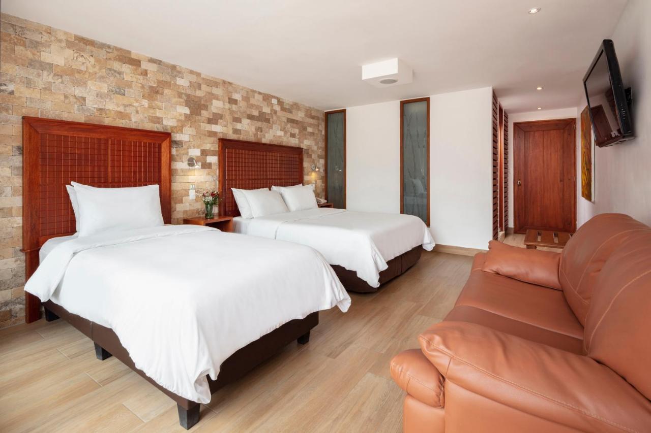 Casa Del Balcon Hotel Banos  Exterior photo
